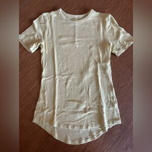 Lululemon Hold Tight Short Sleeve Crewneck